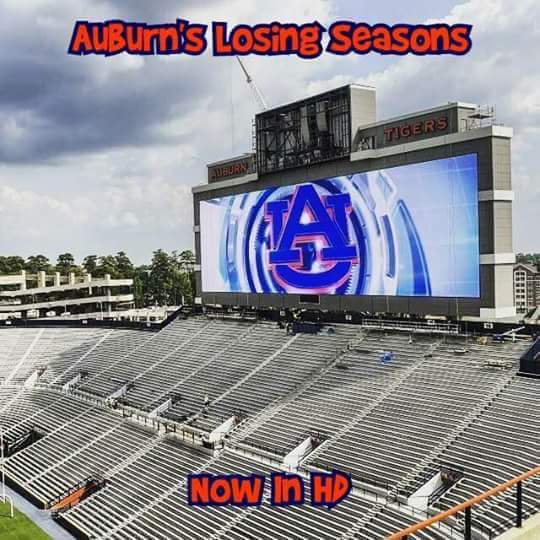 AU-Losing-Season-in-HD-MEME.jpg