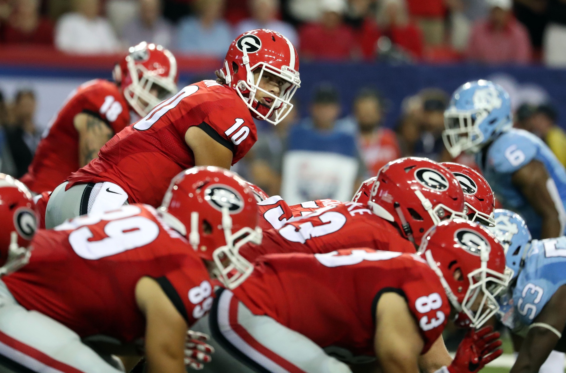 Sep 3, 2016; Atlanta, GA, USA; Georgia Bulldogs quarterback Jacob Eason (10) at the line of scrimmage against the North Carolina Tar Heels during the fourth quarter of the 2016 Chick-Fil-A Kickoff game at Georgia Dome. Mandatory Credit: Jason Getz-USA TODAY Sports