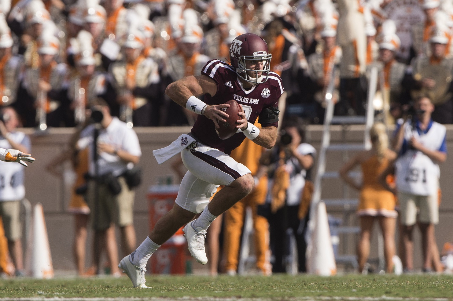 Oct 8, 2016; College Station, TX, USA; Texas A&M Aggies quarterback Trevor Knight (8) runs with the ball against the Tennessee Volunteers during the second quarter at Kyle Field. Mandatory Credit: Jerome Miron-USA TODAY Sports