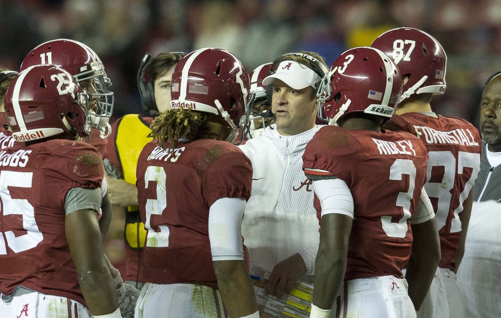 Nov 19, 2016; Tuscaloosa, AL, USA; Alabama Crimson Tide offensive coordinator Lane Kiffin talks to the offense during a time out during the game against Chattanooga Mocs at Bryant-Denny Stadium. Mandatory Credit: Marvin Gentry-USA TODAY Sports