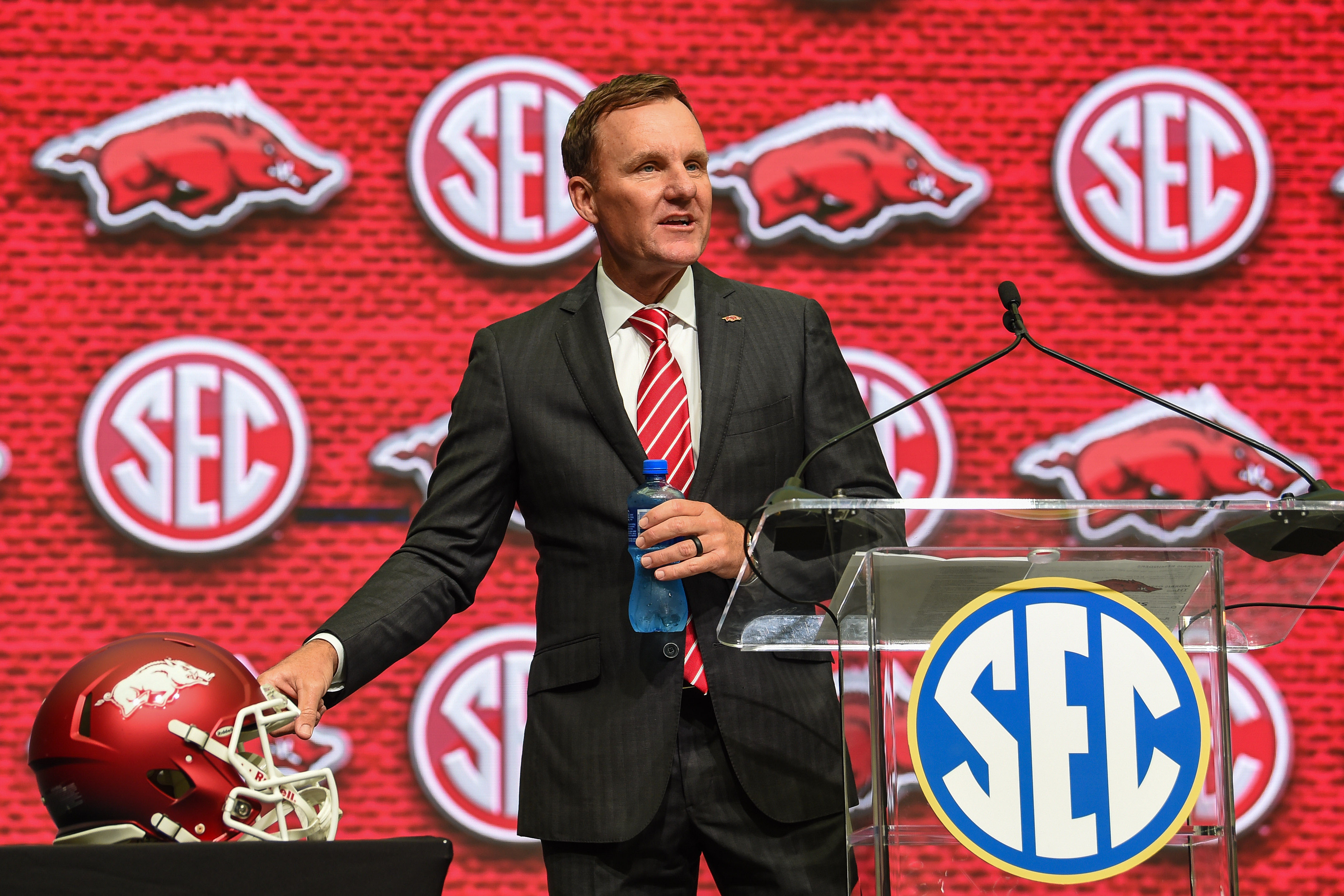 Chad Morris-Daulton Hyatt-Arkansas-Arkansas football