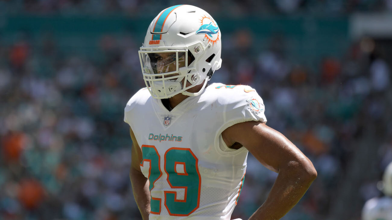 Minkah Fitzpatrick agrees to amended contract with Dolphins, per report