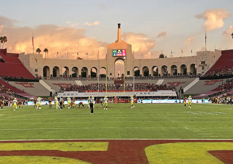 Fans, media crush USC for sparse attendance in season opener Fans, media crush USC for sparse attendance in season opener