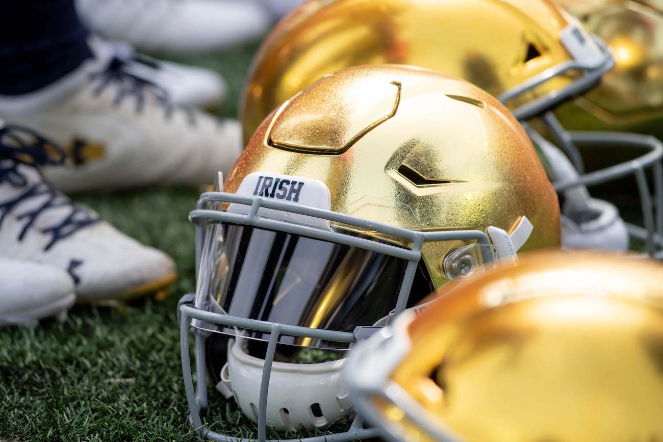 Notre Dame loses another starting OL to transfer portal