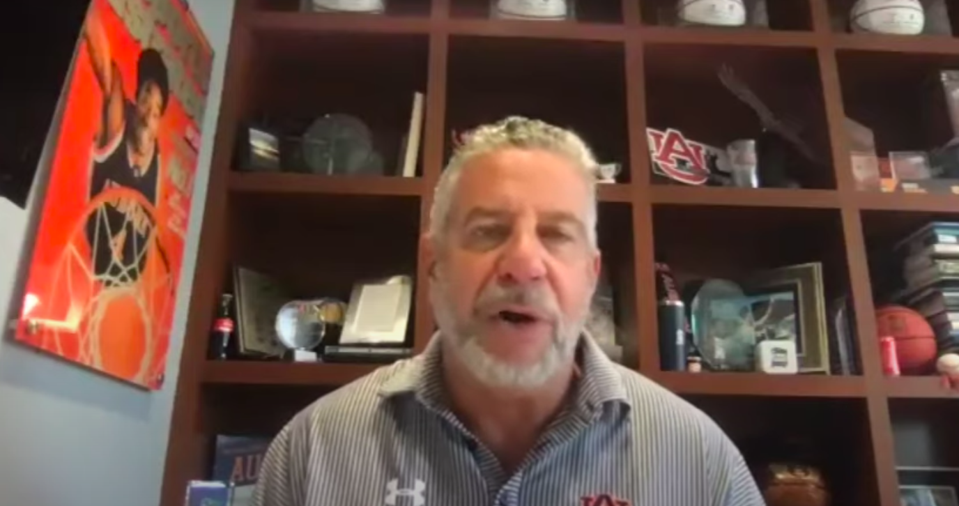 Bruce Pearl screenshot via YouTube