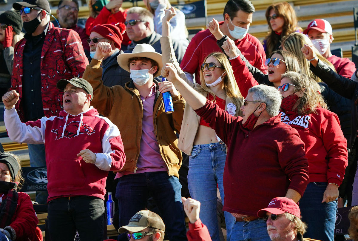 Arkansas lands NC-based LB following official visit