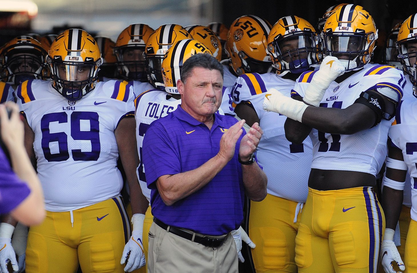 LSU open to hiring Ed Orgeron as assistant, per report
