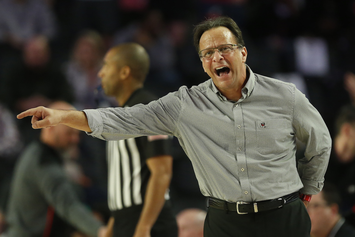 Tom Crean coaching during a game in 2022.