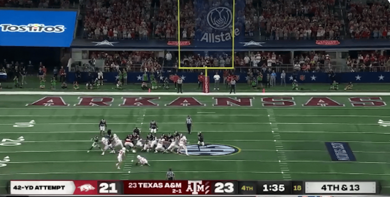 Arkansas gamewinning field goal attempt vs. Texas A&M ends in heartbreaking fashion Saturday