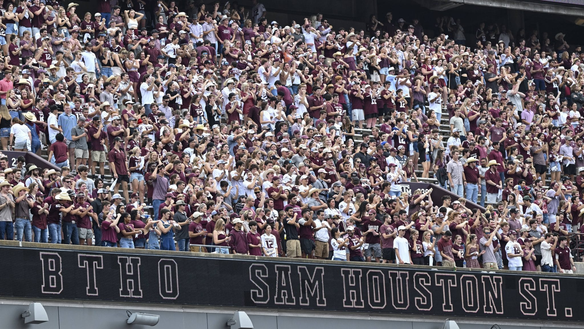 Twice as nice: Texas A&M lands 2nd OL commitment of day