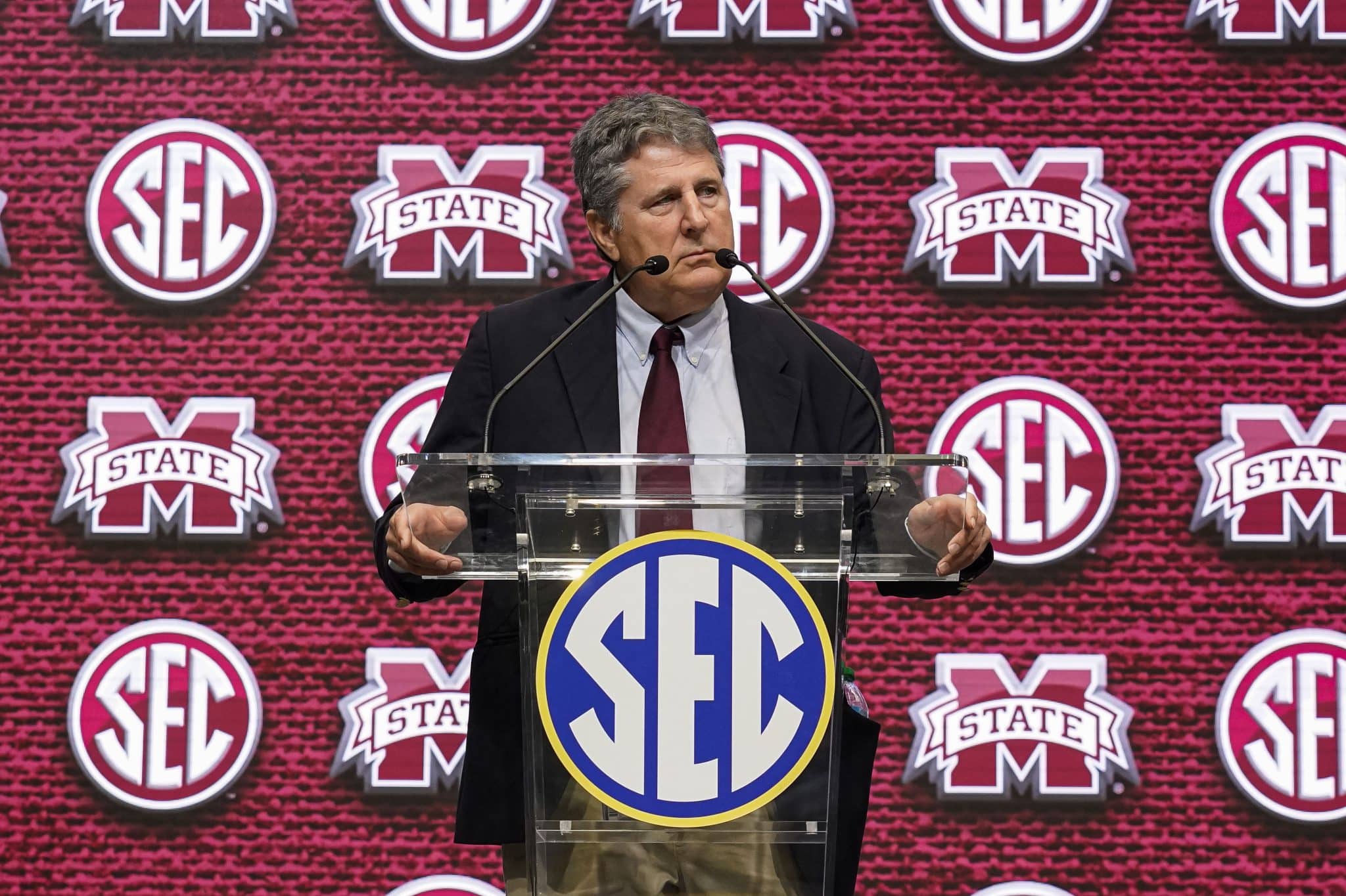 College Football Hall of Fame changes eligibility criteria, clearing way for Mike Leach