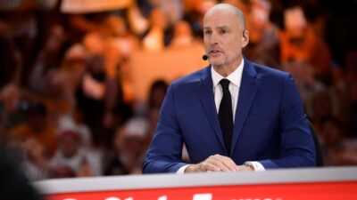 Jay Bilas appears on College GameDay.