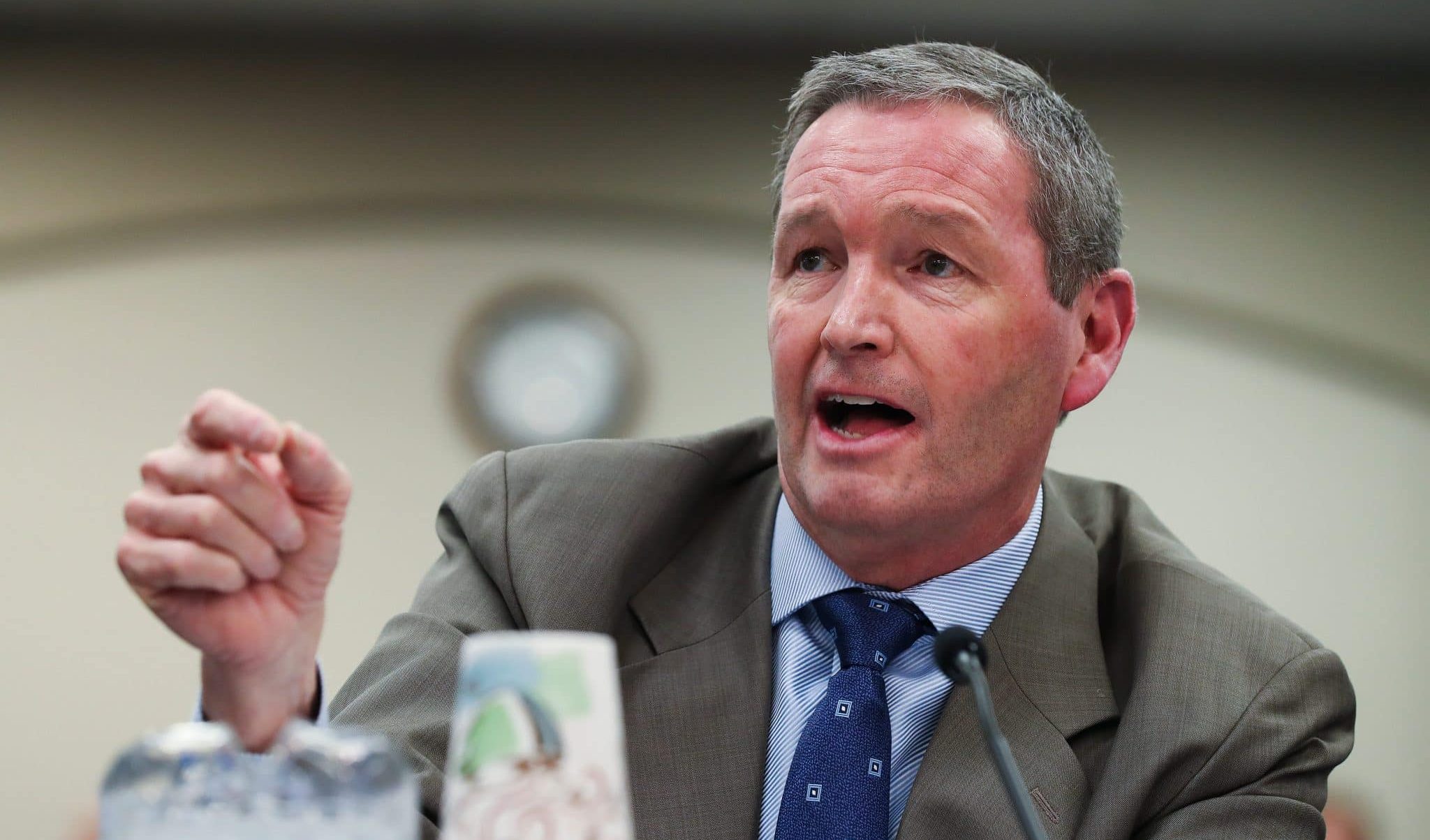 Mitch Barnhart will not step into proposed executive role with Kentucky athletics, per report