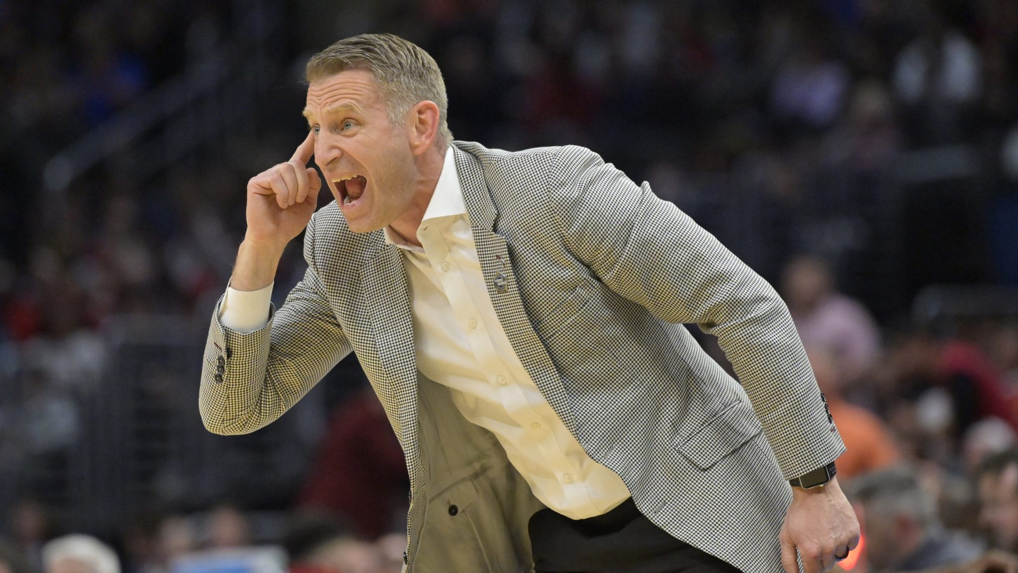 Nate Oats offers insight into decision to bench Mark Sears