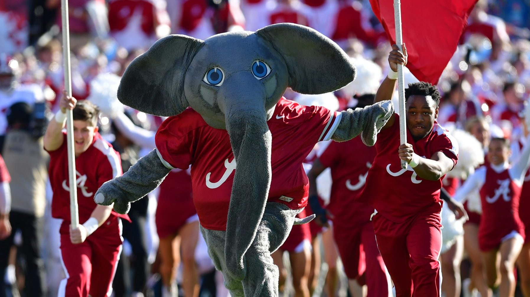 Alabama lands 2026 QB commitment, flips No. 1 Nebraska prospect from Big 12 pledge