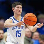 Reed Sheppard playing basketball.