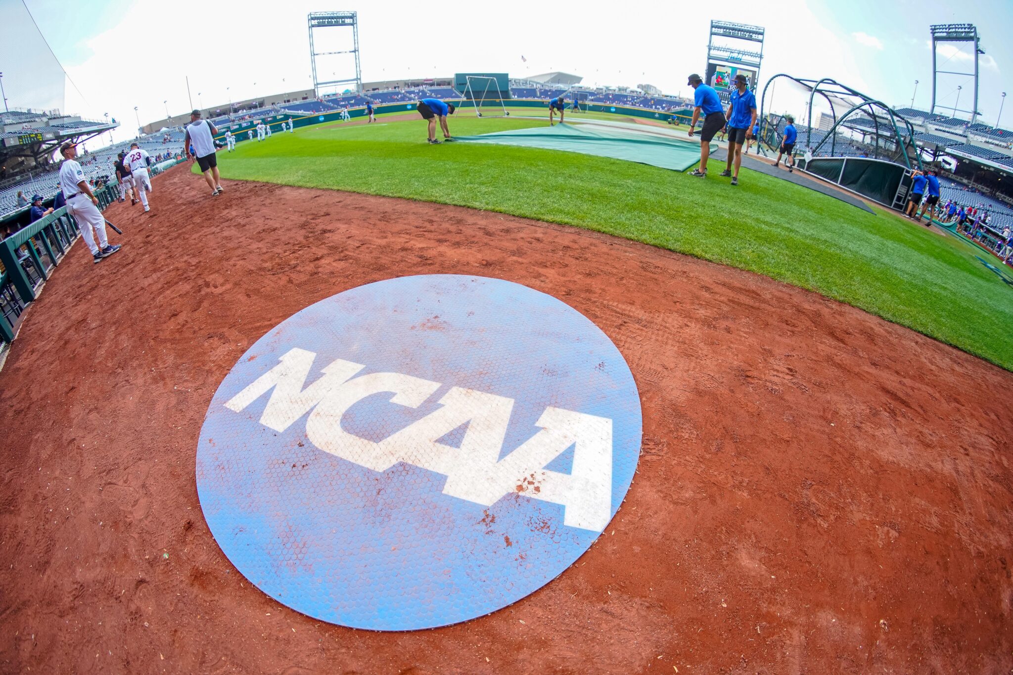 College baseball schedule: First pitch times, TV info for Sunday, June 1