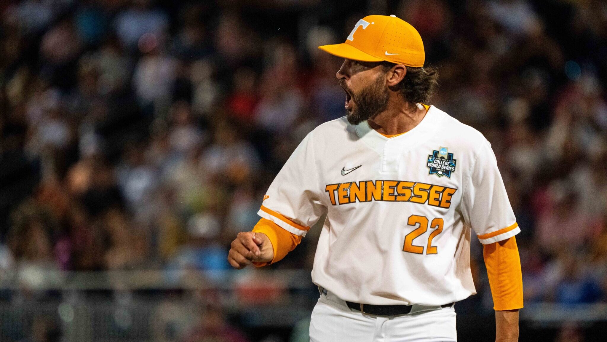 Tony Vitello ejected from Tennessee’s rubber match vs. Auburn