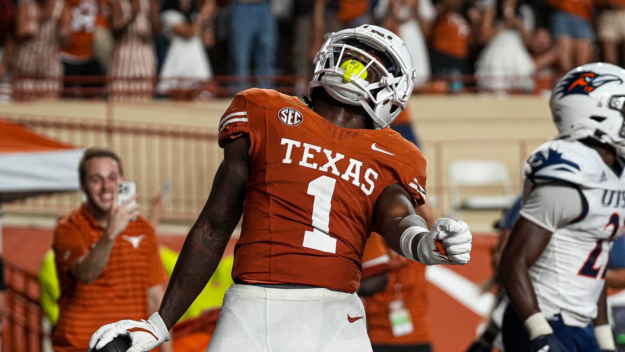 Johntay Cook, former Texas WR, parts ways with Washington