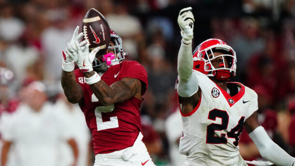Ryan Williams makes a catch in the Georgia vs. Alabama game