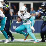 De'Von Achane playing for the Miami Dolphins.