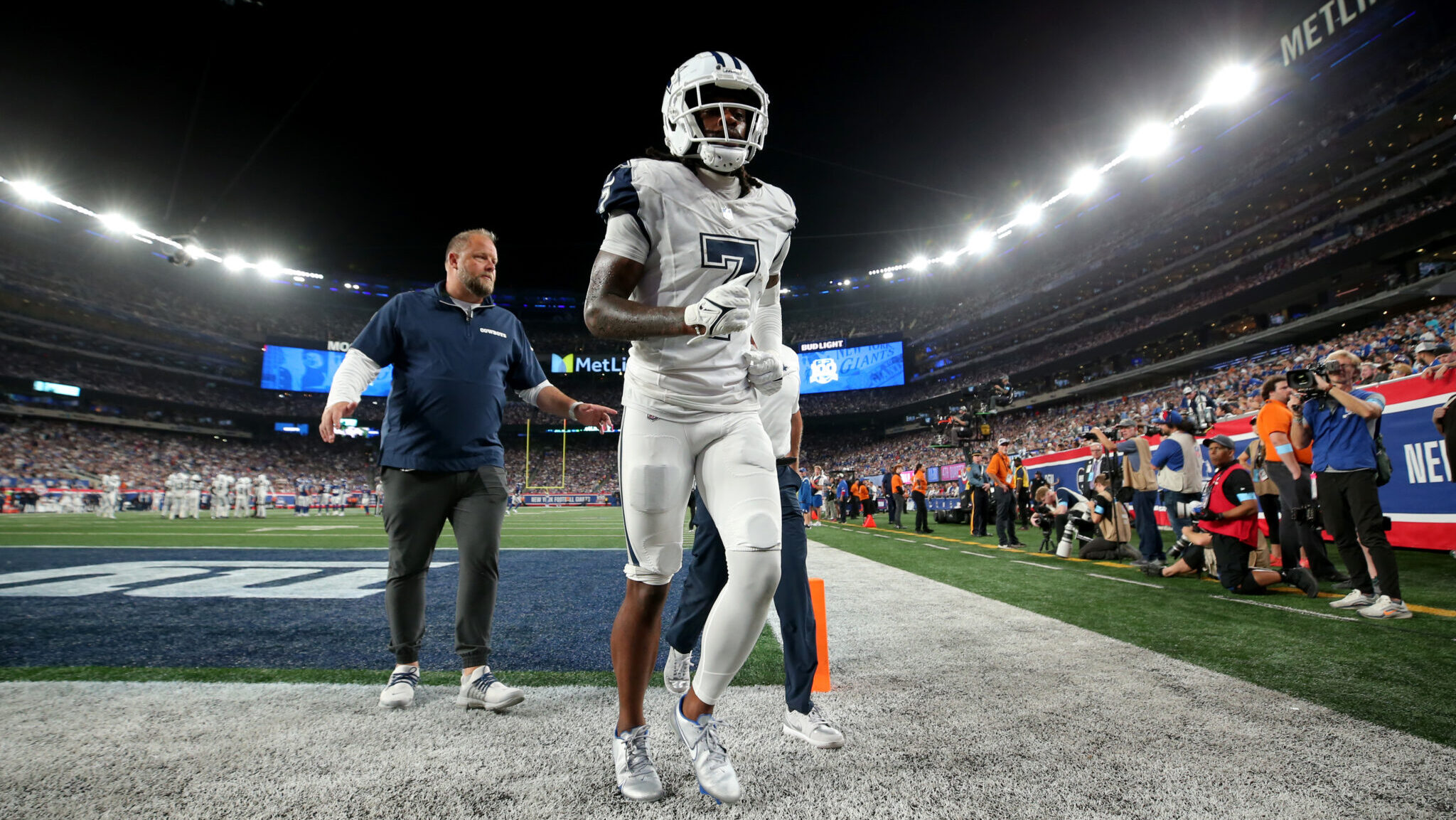 Former Alabama DB Trevon Diggs reportedly lands with new NFL team after release from Dallas