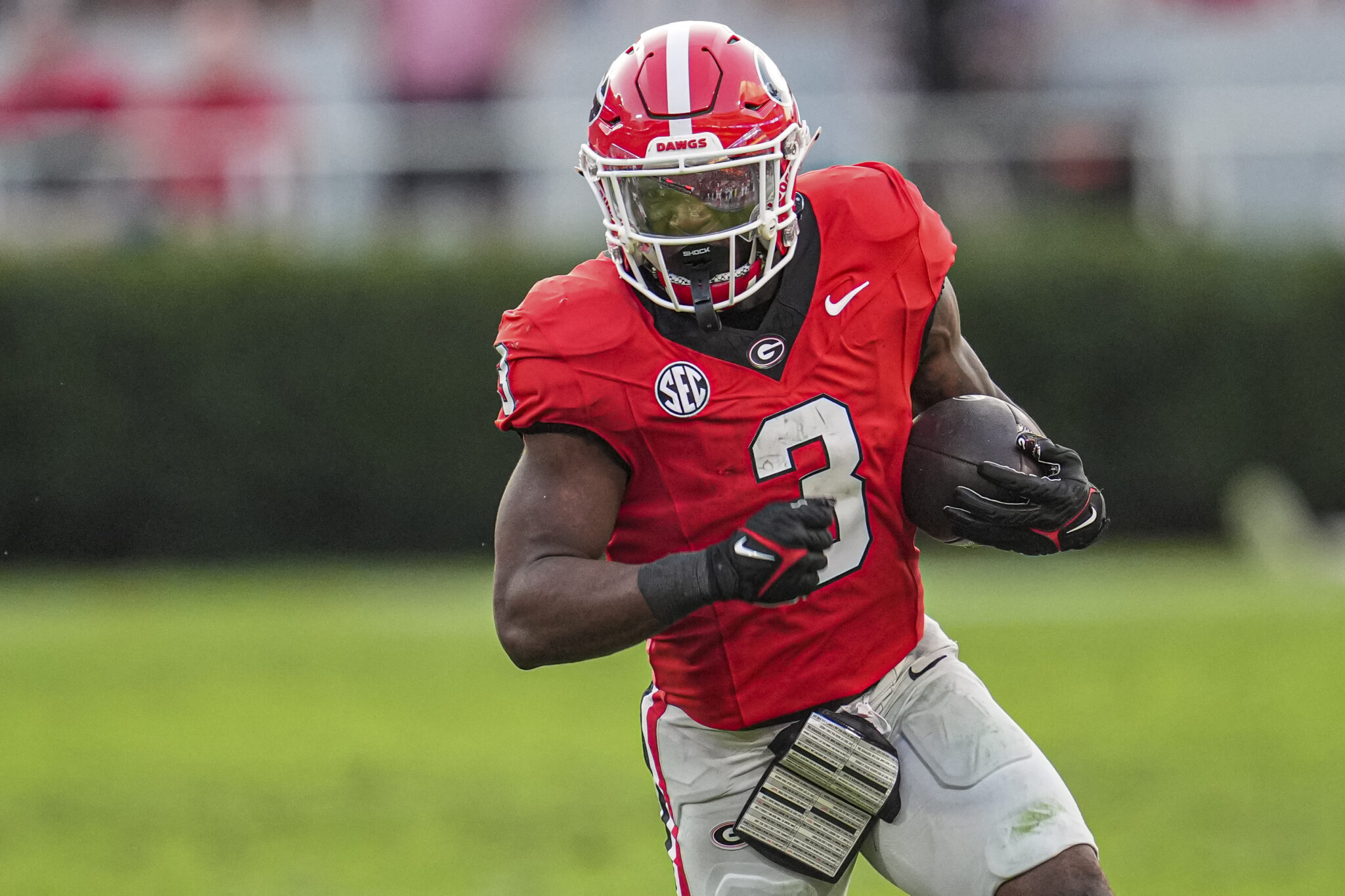 Nate Frazier hits 59-yard TD run to extend Georgia&rsquo;s lead