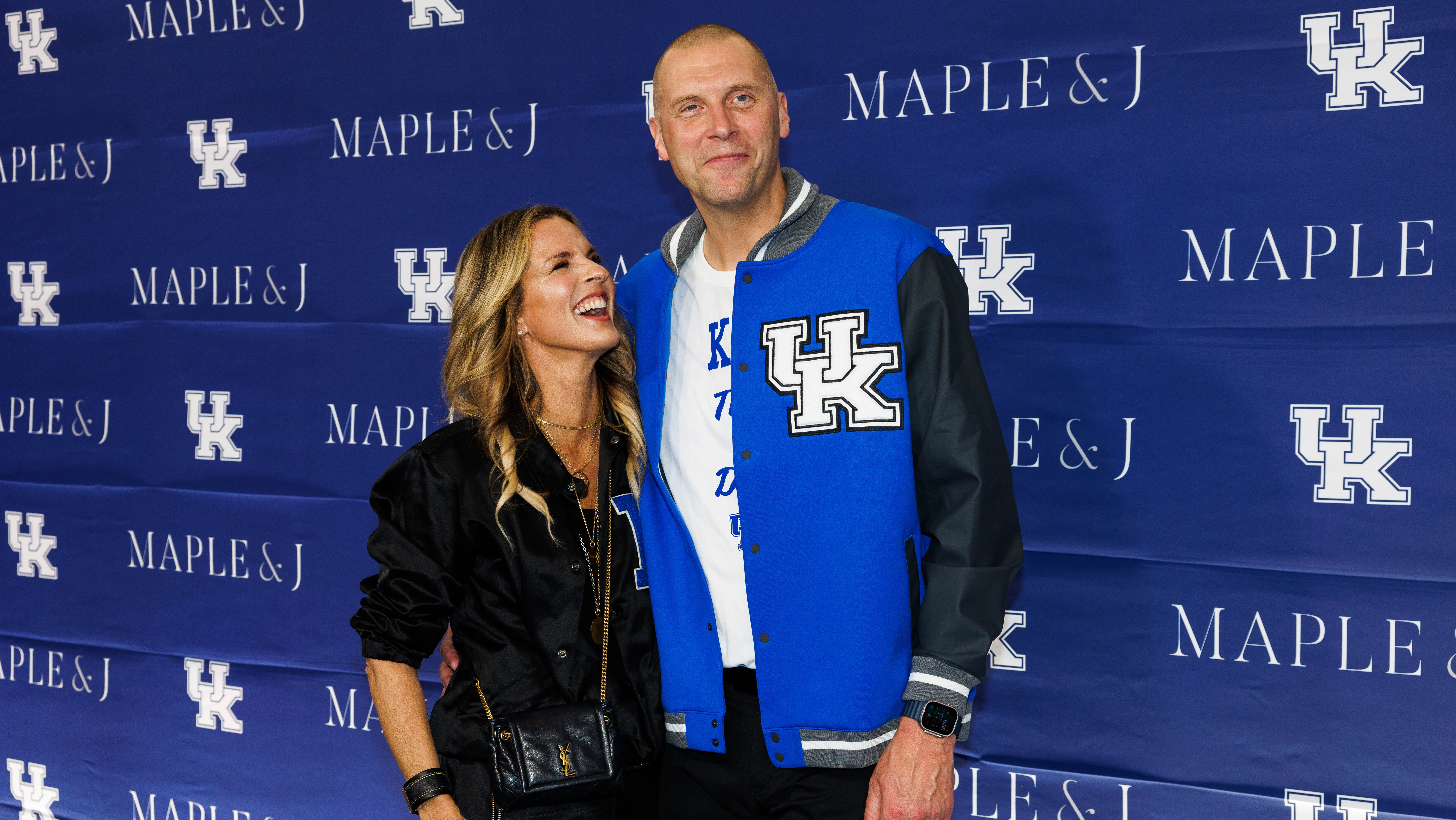 Mark Pope shares hilarious story about his wife running out of gas in  Lexington - Saturday Down South