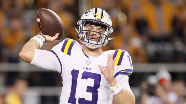 Garrett Nussmeier attempts a pass during an LSU game.