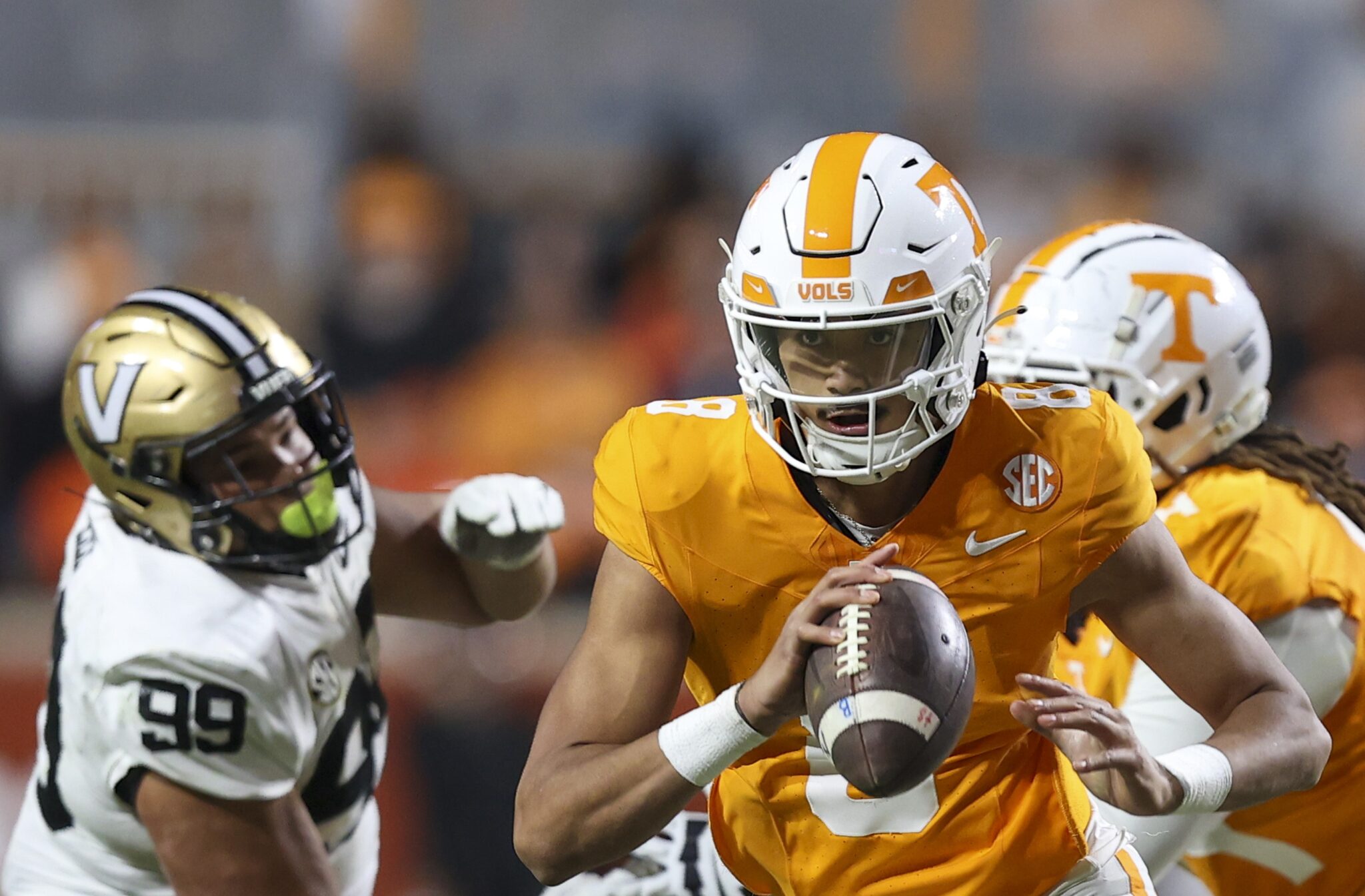 NIL just self-destructed a Playoff contender in Tennessee