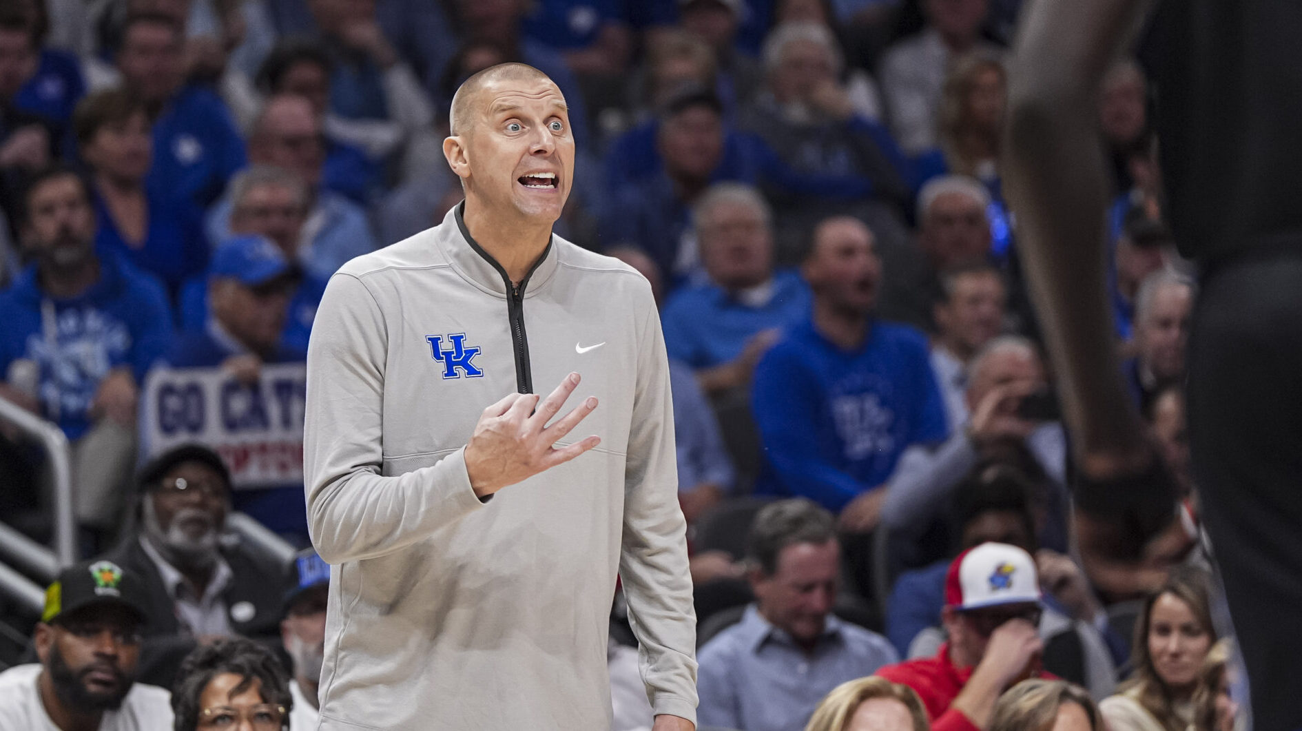 Mark Pope becomes 1st Kentucky coach since Adolph Rupp to start 3-0 against top-10 teams
