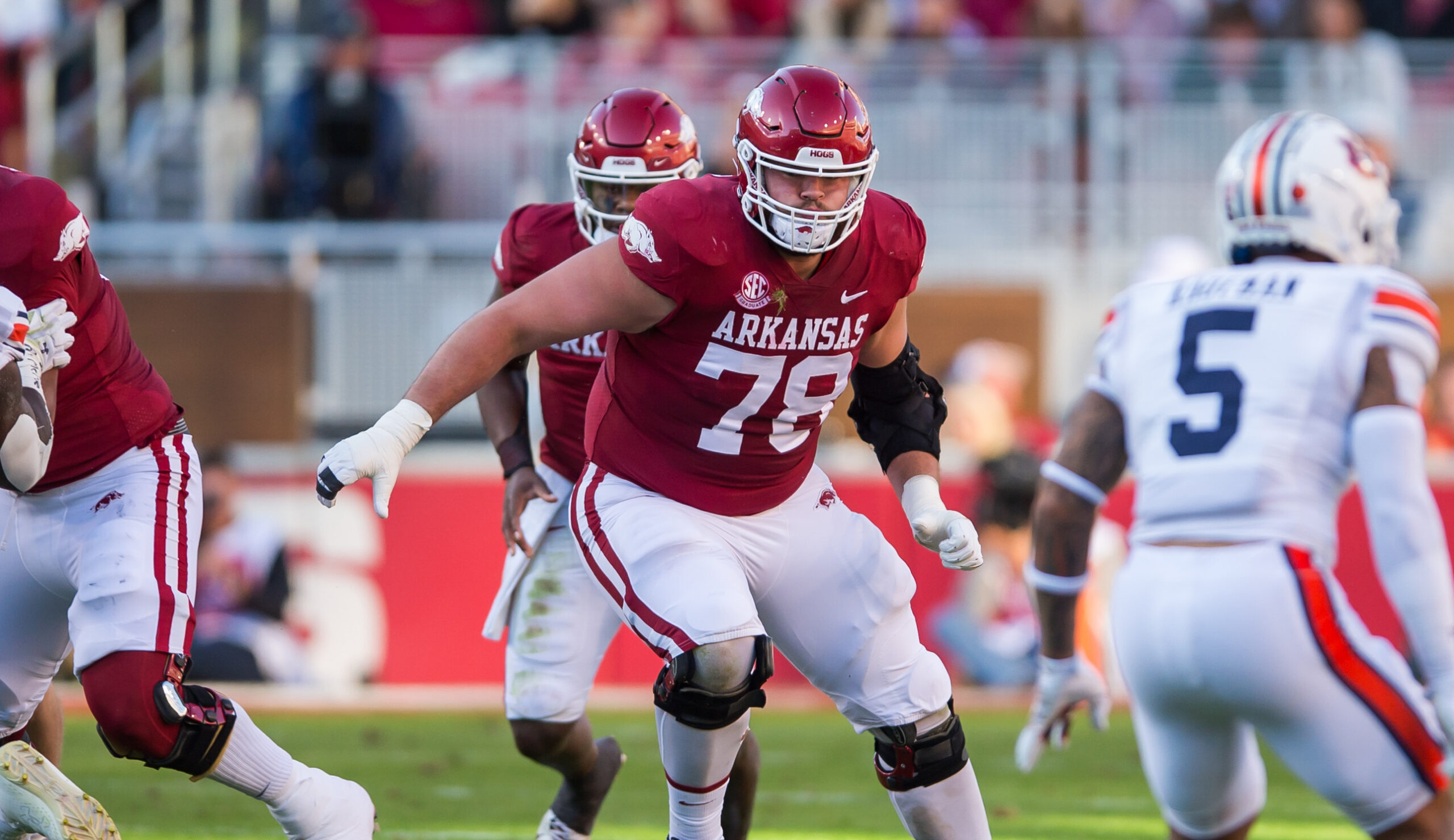Kentucky adds IOL transfer pledge, former Razorback