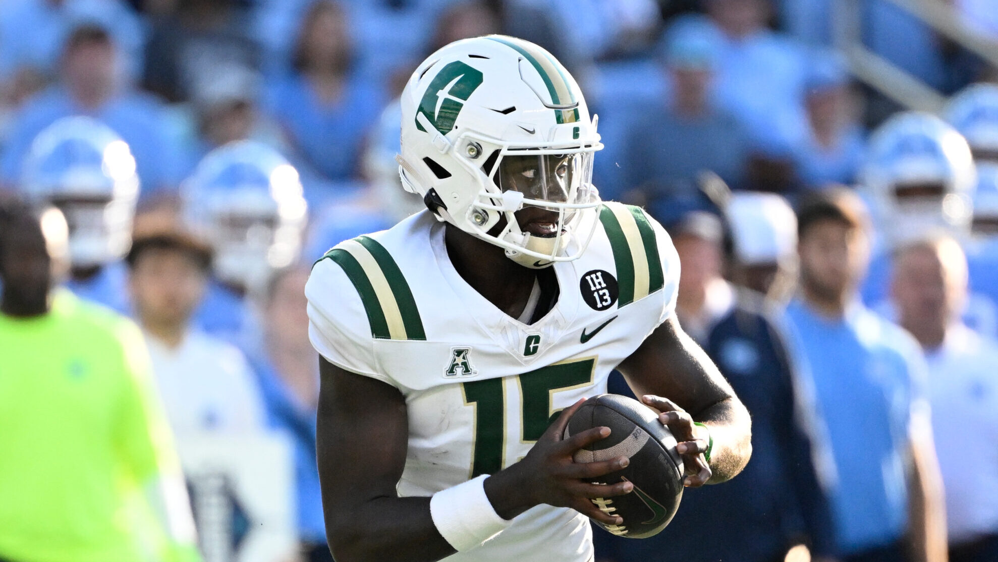 Florida adds former Charlotte QB Deshawn Purdie