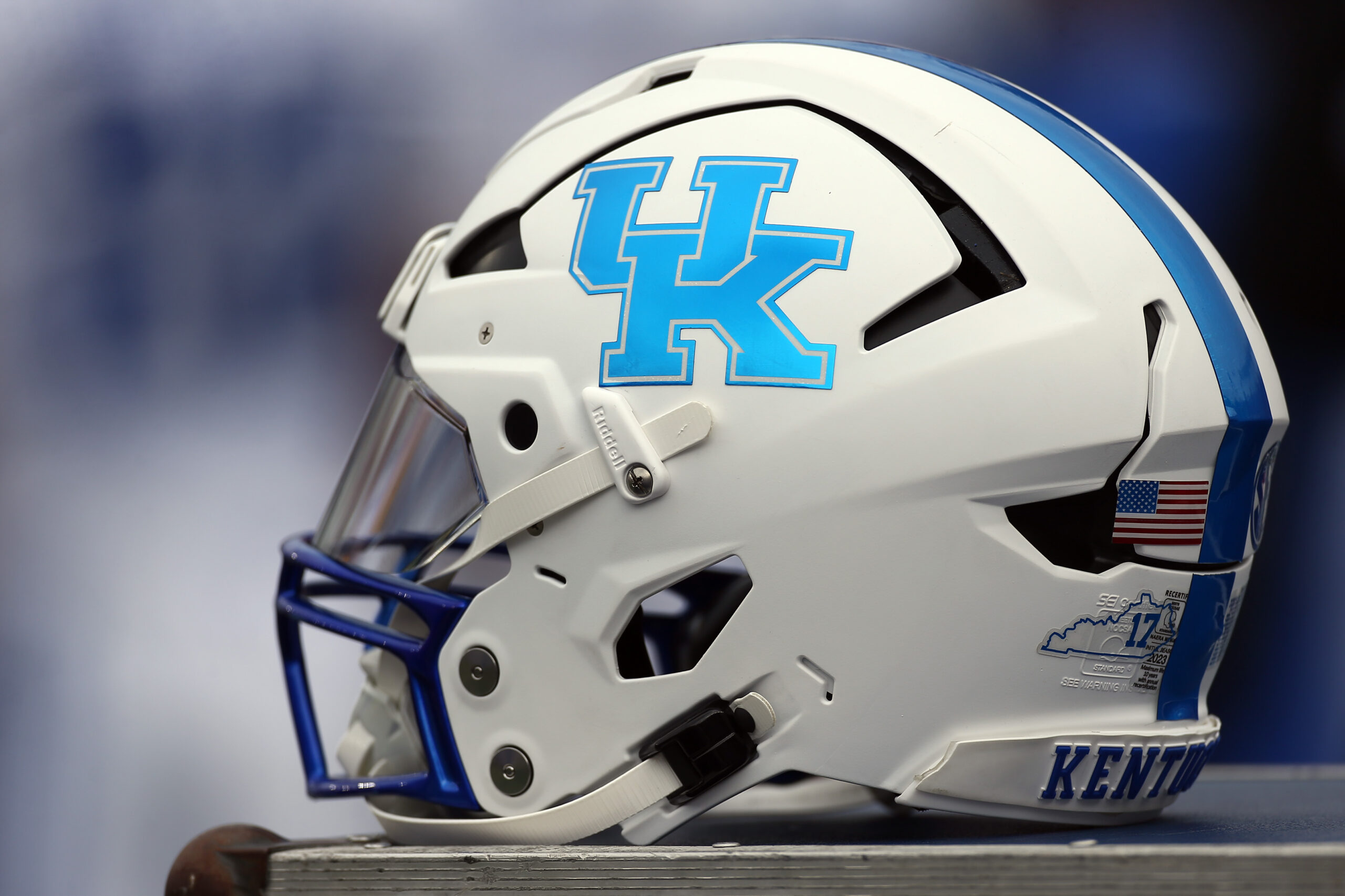 Kentucky lands commitment from WKU center transfer Evan Wibberley