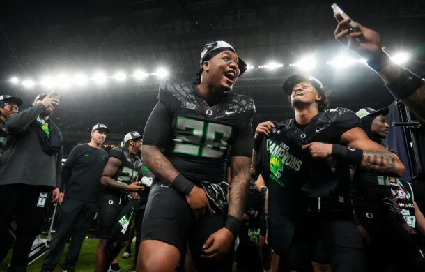 Oregon celebrates a Big Ten championship.