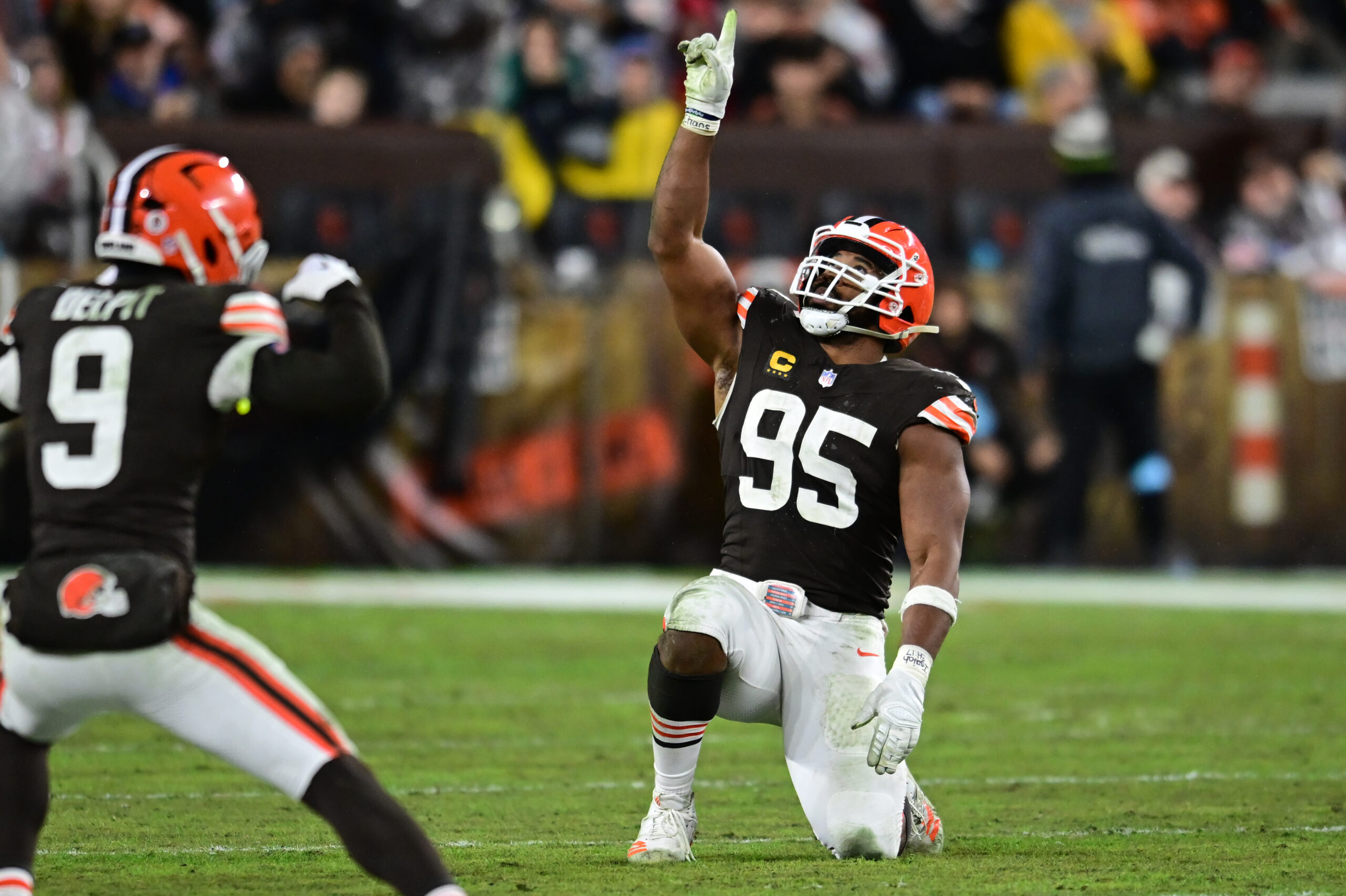 Myles Garrett officially requests trade from Cleveland Browns