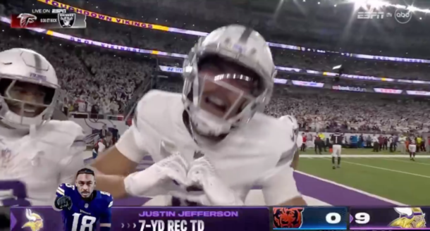 Justin Jefferson shouts out Randy Moss after scoring ‘MNF’ TD