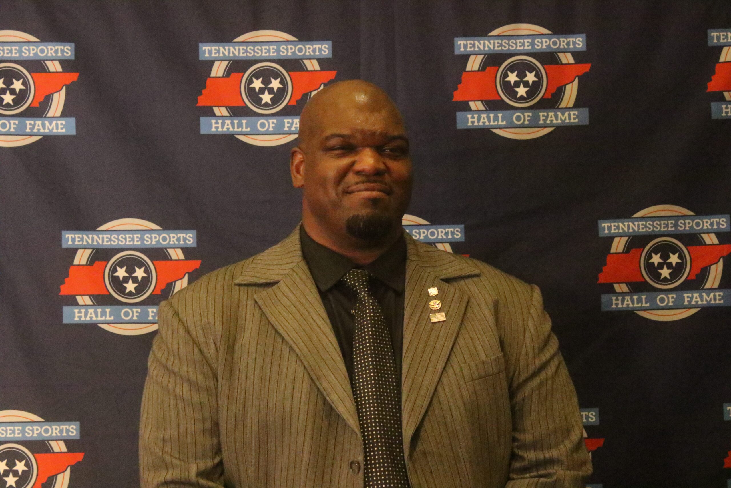 John Henderson, former Tennessee great, named to 2025 CFB HOF class