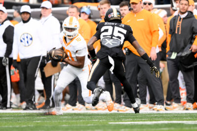 Mike Matthews catches a pass against Vanderbilt.