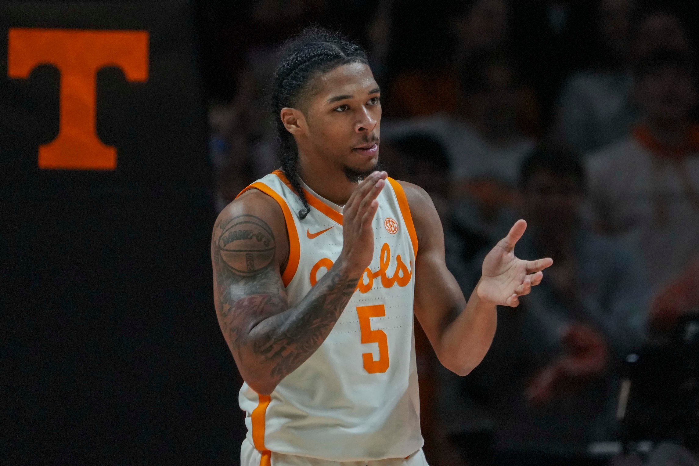Zakai Zeigler breaks Tennessee steals record during Georgia game 