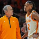 Rick Barnes and Chaz Lanier during a game in 2025.