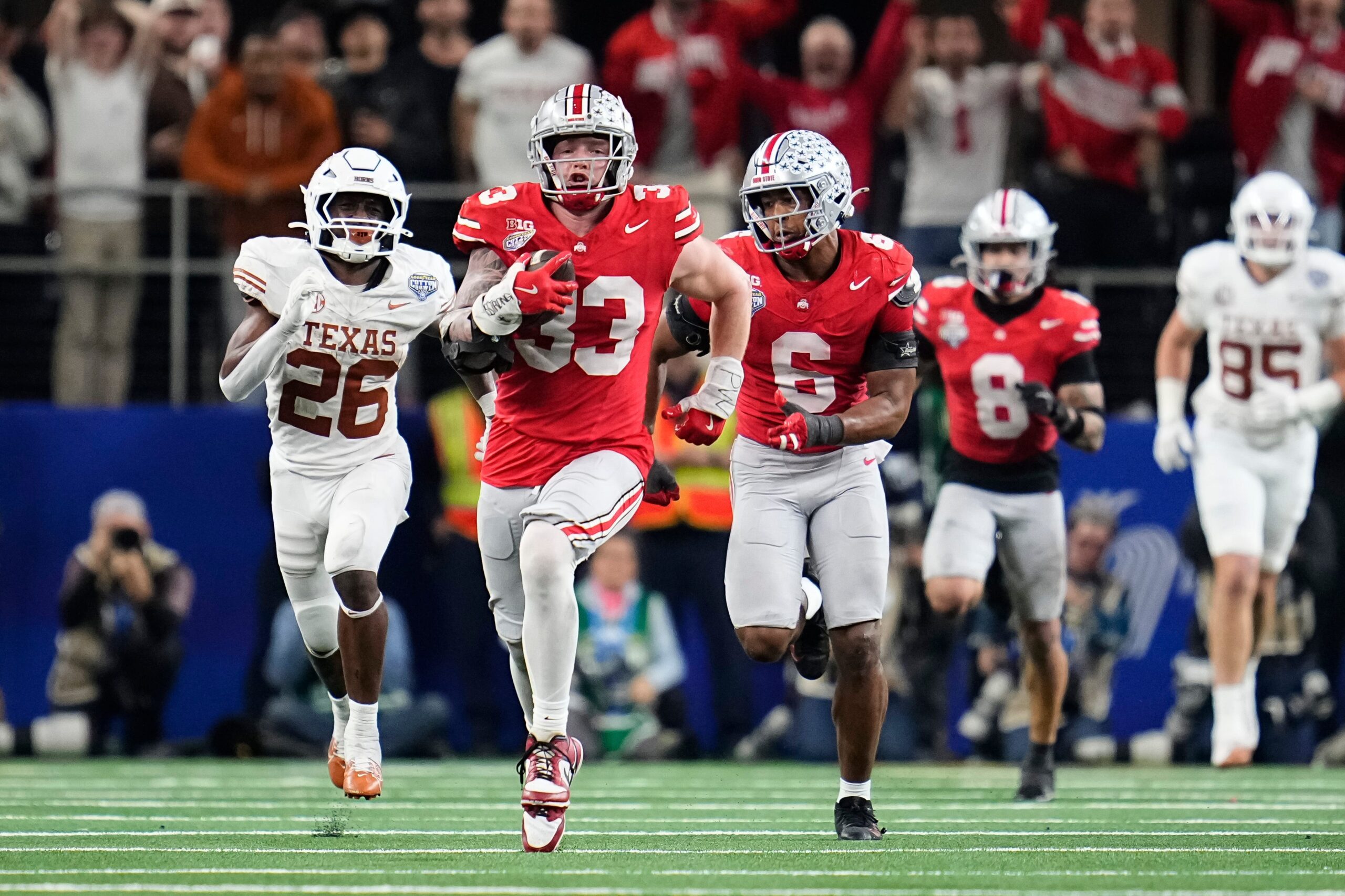 Former Alabama running back Damien Harris critical of Texas’s play calling on goal line sequence