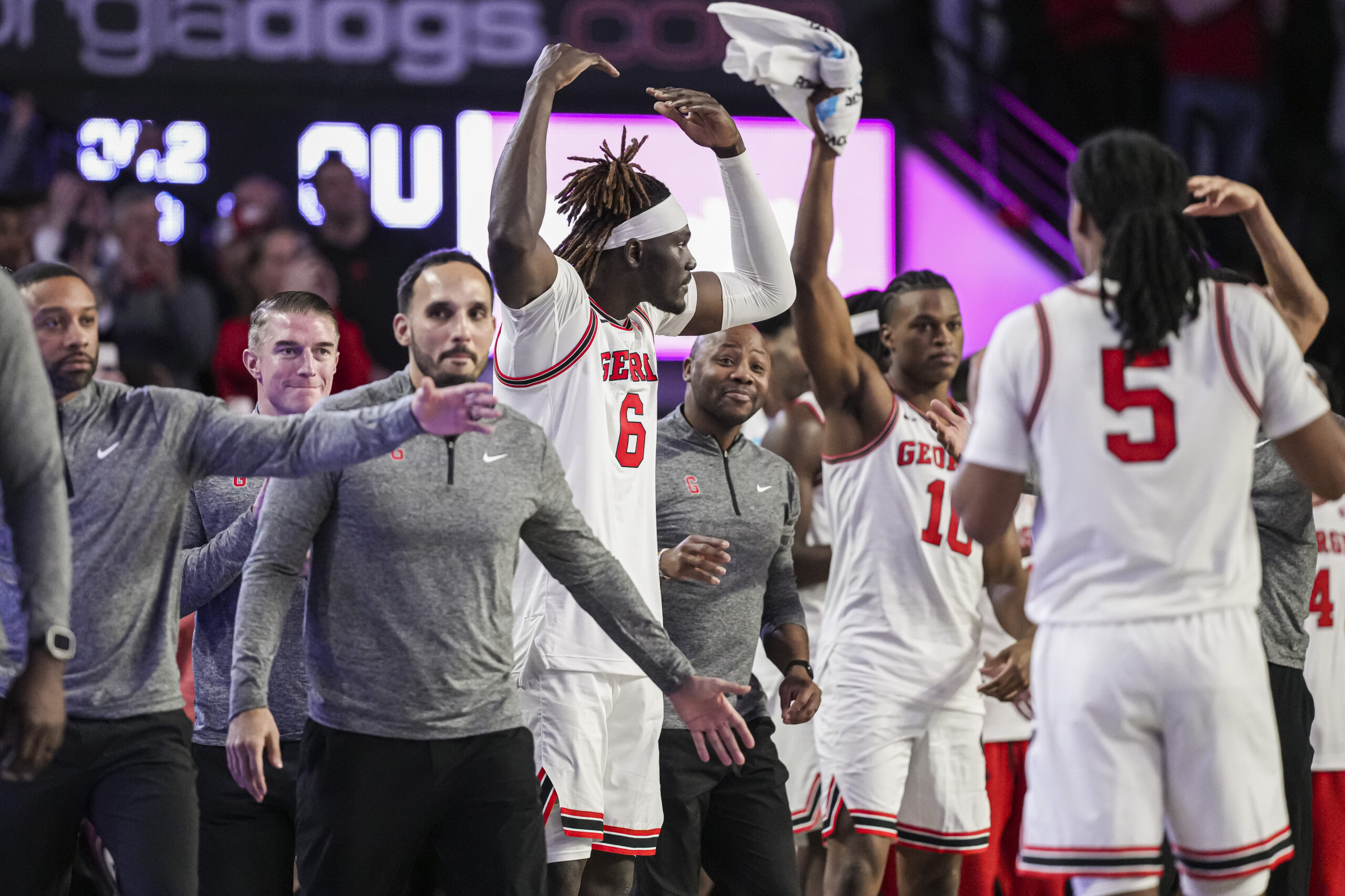 Georgia gets much-needed SEC win over Oklahoma