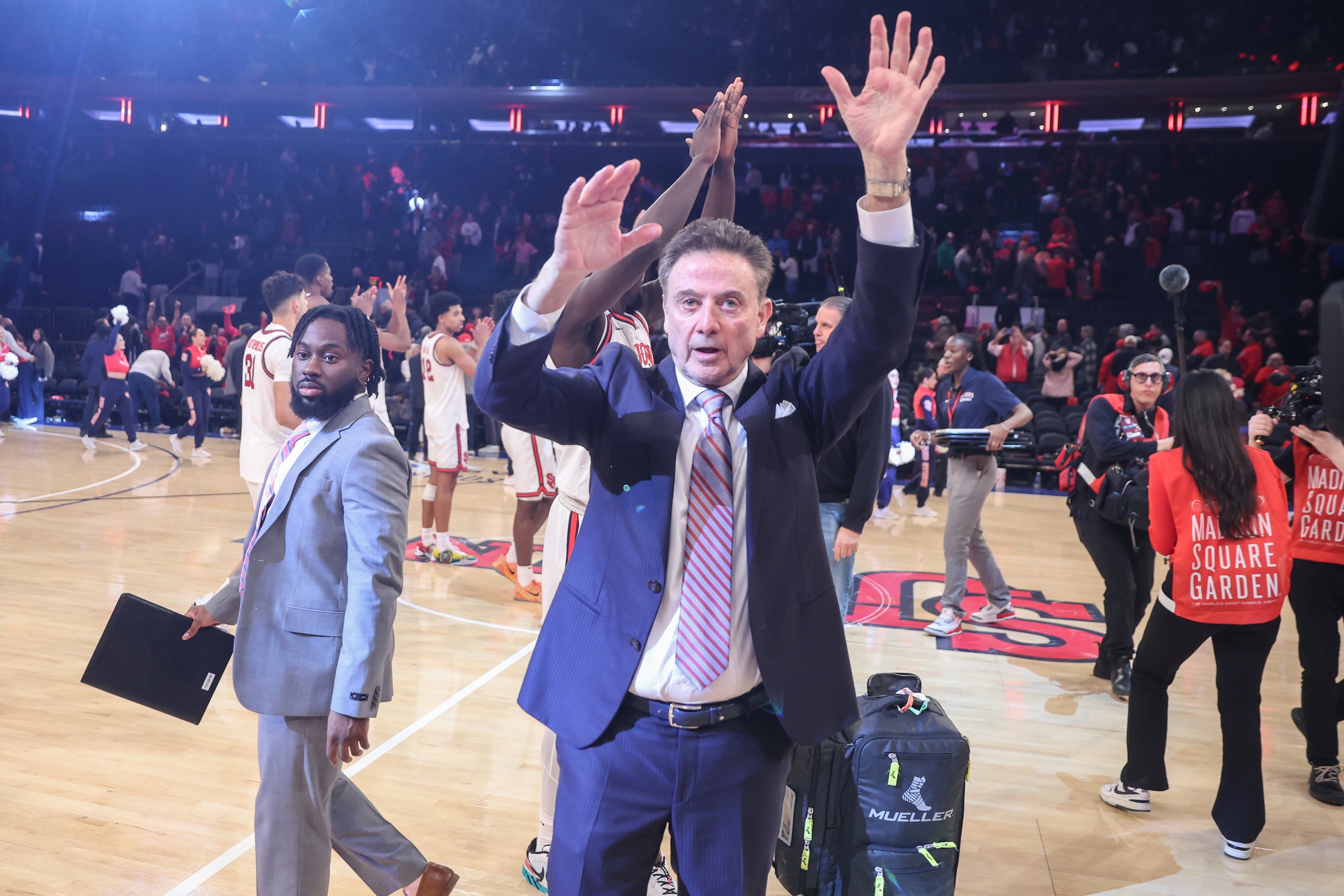 Rick Pitino calls on Kentucky fans to show John Calipari ‘respect and admiration’ in Rupp return