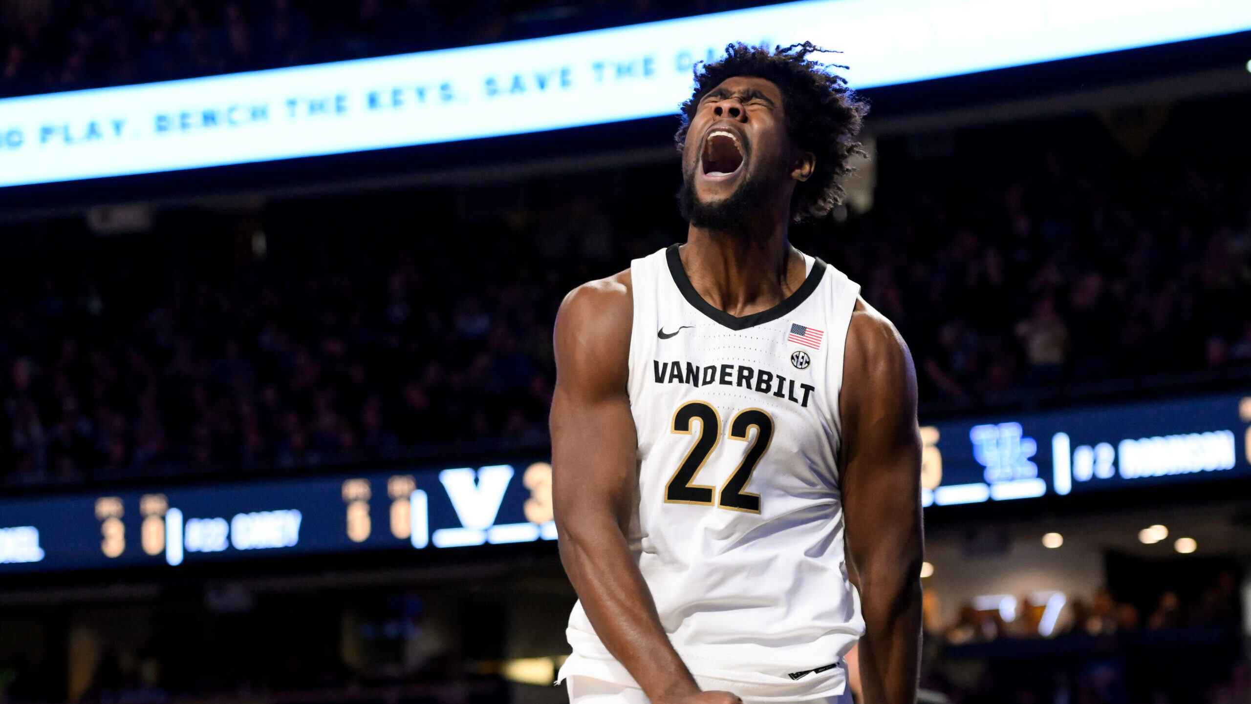 Tennessee lands commitment from Vanderbilt transfer big man Jaylen Carey