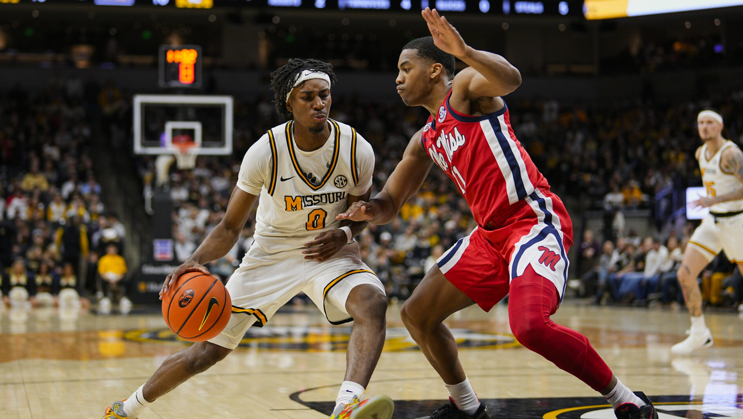 Mizzou downs Ole Miss to run home winning streak to 15