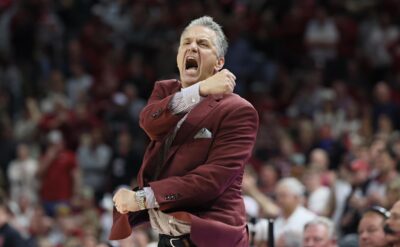 Arkansas coach John Calipari returns to Kentucky on Saturday.