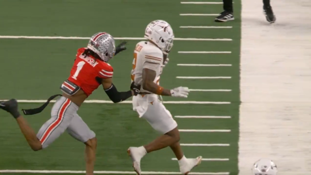 Matthew Golden moves the chains spectacularly casual 1-handed catch