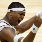 Ron Slay during a Tennessee game.