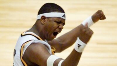Ron Slay during a Tennessee game.